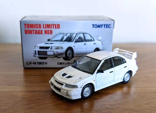 Tomytec Vintage Mitsubishi Lancer Evolution VI RS JDM Metal Car Model White 1/64