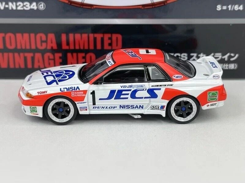 Tomytec Vintage Nissan Skyline R32 GT Unisia JECS JDM Metal Car Model 1/64