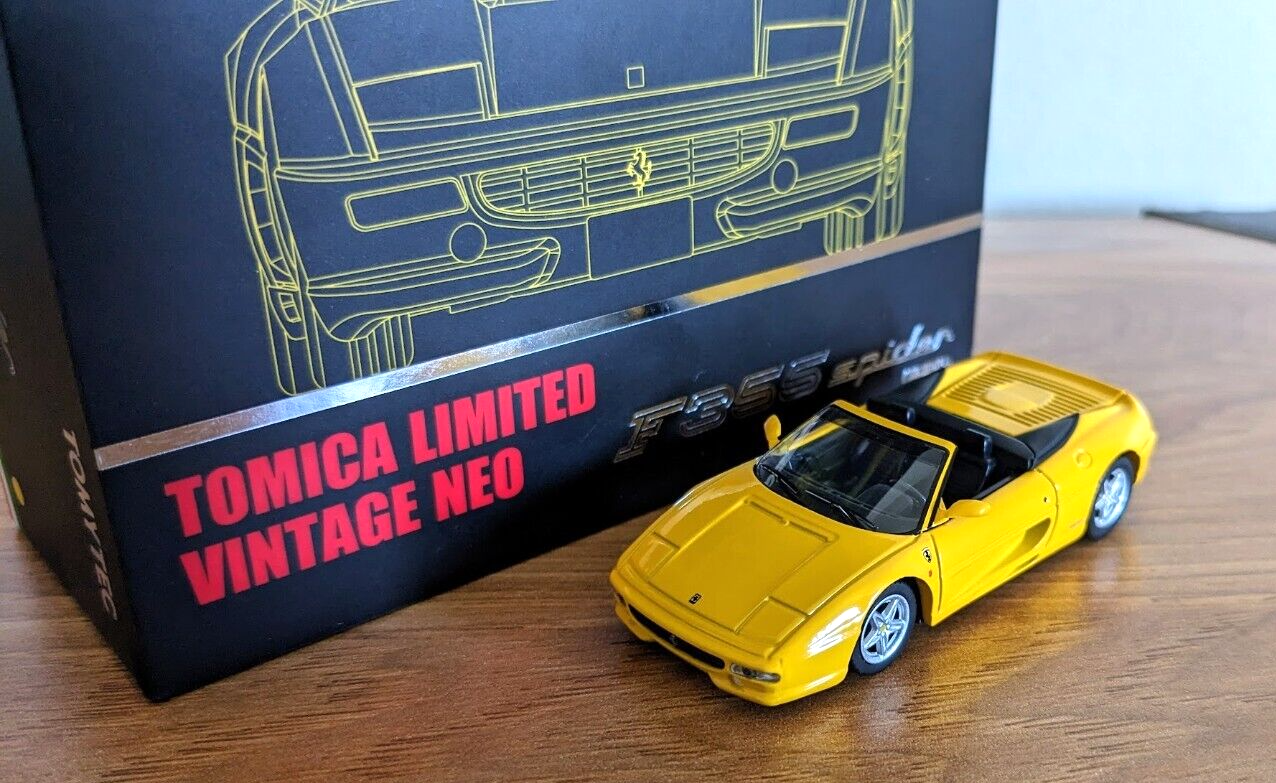 Tomytec Vintage Neo Ferrari F355 Spider Metal Die-cast Car Model 1/64 Yellow