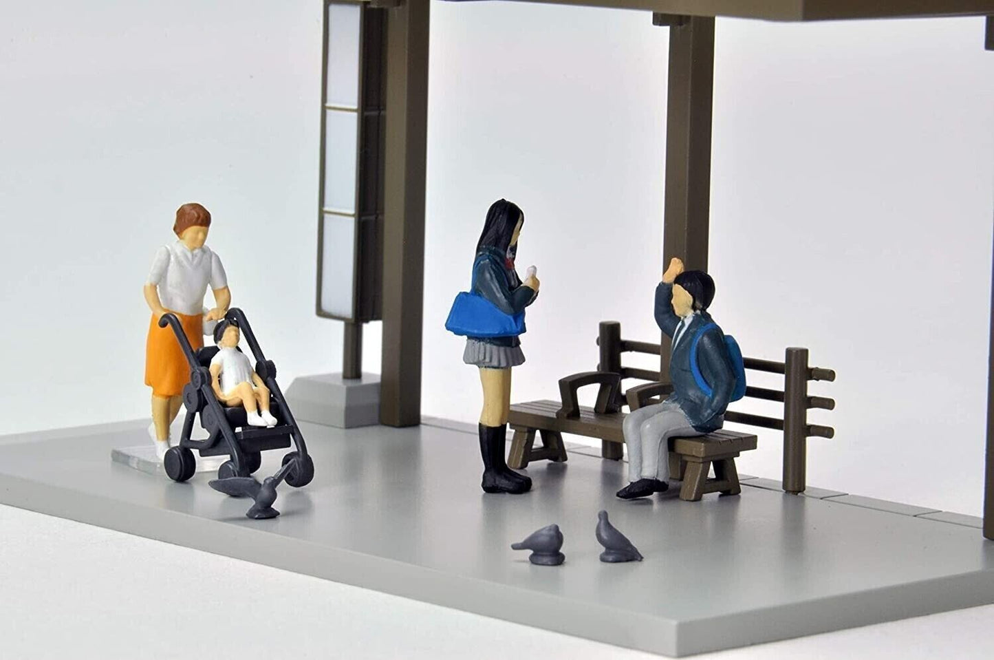 Tomytec Diocolle 64 Japan Bus Stop Station Set 1:64 Scale Mini Dolls Toys