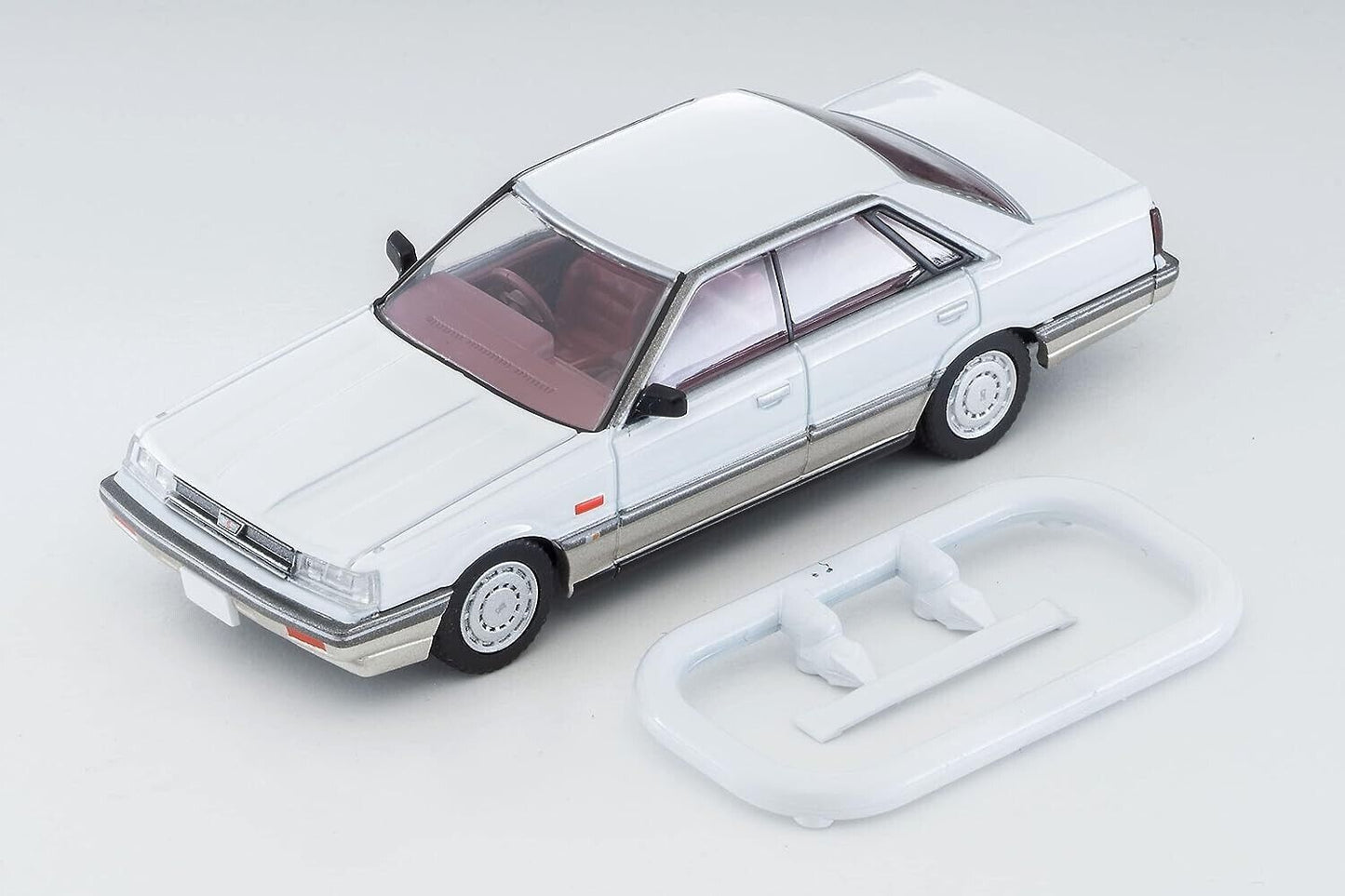 Tomytec Vintage Nissan Skyline R31 4Door HT GT Passage 1/64 Metal Die-cast Car