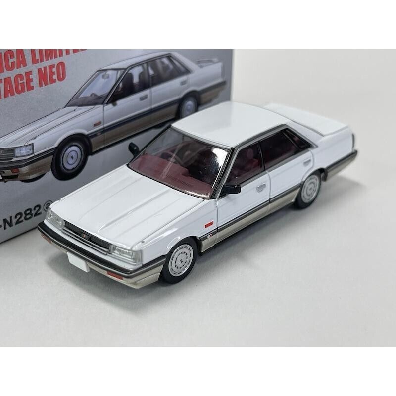 Tomytec Vintage Nissan Skyline R31 4Door HT GT Passage 1/64 Metal Die-cast Car