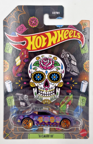 Hot Wheels 2023 Calavera de Halloween, juego de 5 coches, escala 1:64, juguetes de modelo de coche fundido a presión